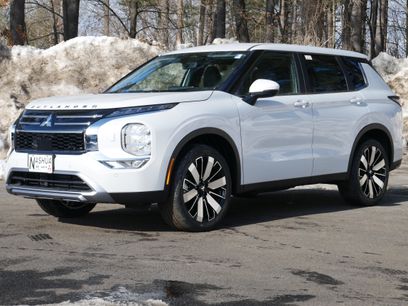 Used 2026 Mitsubishi Outlander SE