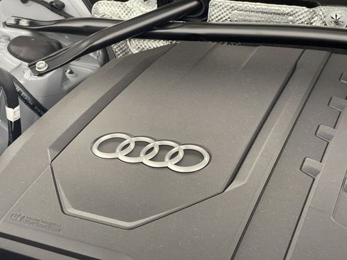 New 2025 Audi Q5 2.0T Premium Plus image 38