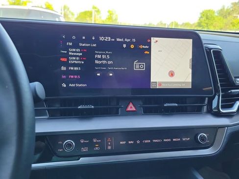 Certified 2025 Kia Sportage EX FWD image 18