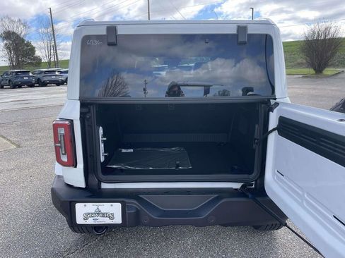 New 2026 Ford Bronco Outer Banks AWD/4WD image 10