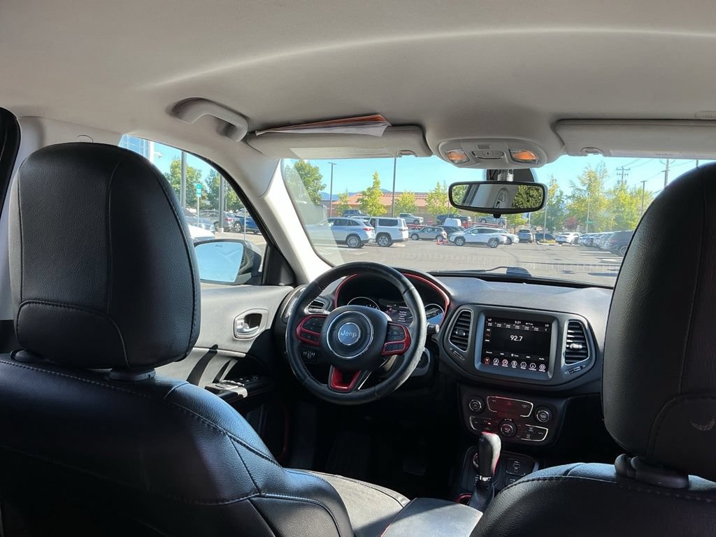 Used 2020 Jeep Compass Trailhawk AWD/4WD image 22