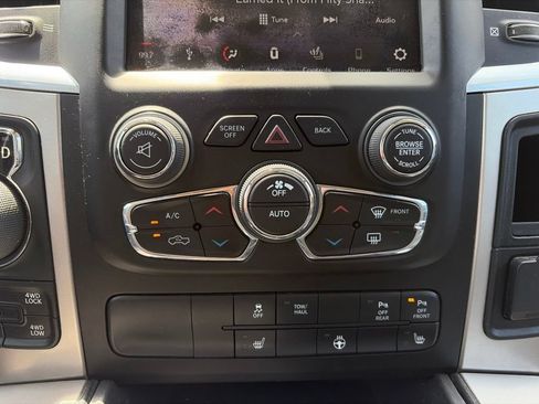 Used 2018 RAM 1500 Big Horn AWD/4WD image 11