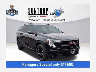 Used 2024 GMC Terrain SLE w/ Driver Convenience Package