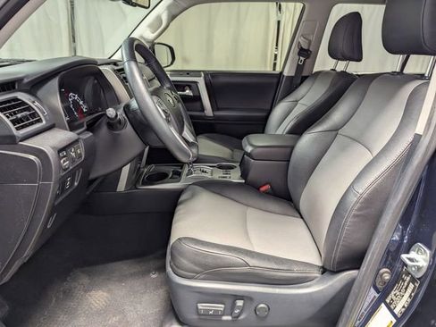 Used 2020 Toyota 4Runner SR5 Premium w/ Moonroof Package image 10