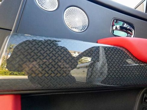 Used 2023 Rolls-Royce Cullinan Black Badge w/ Driver's Package image 93