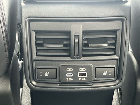 New 2026 Subaru Outback Limited AWD/4WD image 21