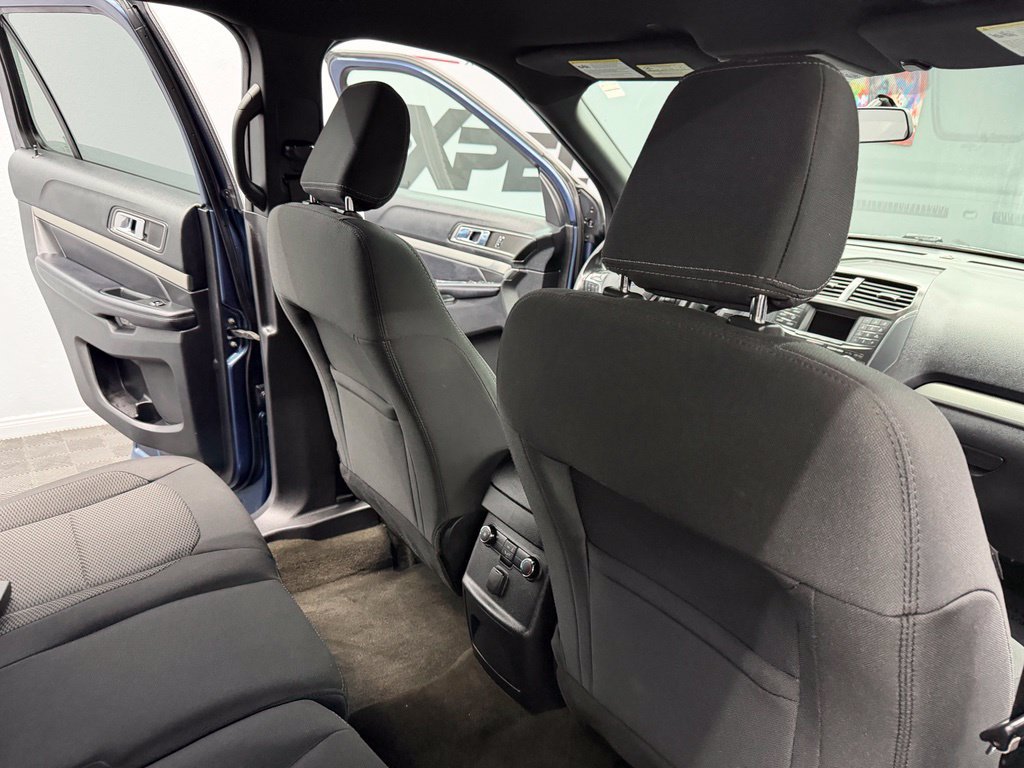 Used 2018 Ford Explorer XLT FWD image 44
