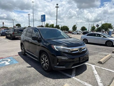 Used 2021 Honda Pilot Touring image 4