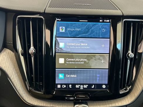 Certified 2022 Volvo XC60 B5 Inscription w/ Climate Package image 16