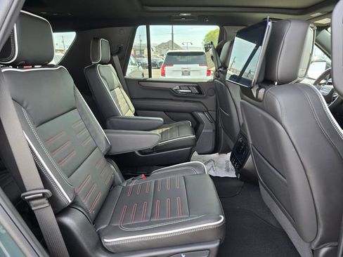 New 2026 GMC Yukon AT4 Ultimate AWD/4WD image 12
