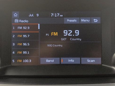 Used 2019 Kia Sorento FWD V6 image 25
