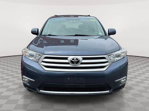 Used 2012 Toyota Highlander Limited w/ Tow Pkg AWD/4WD image 6