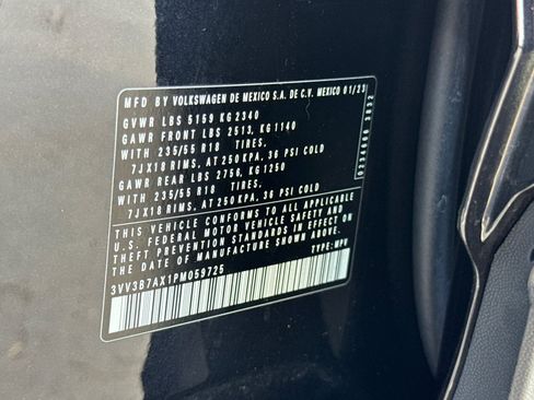 Certified 2023 Volkswagen Tiguan SE image 30