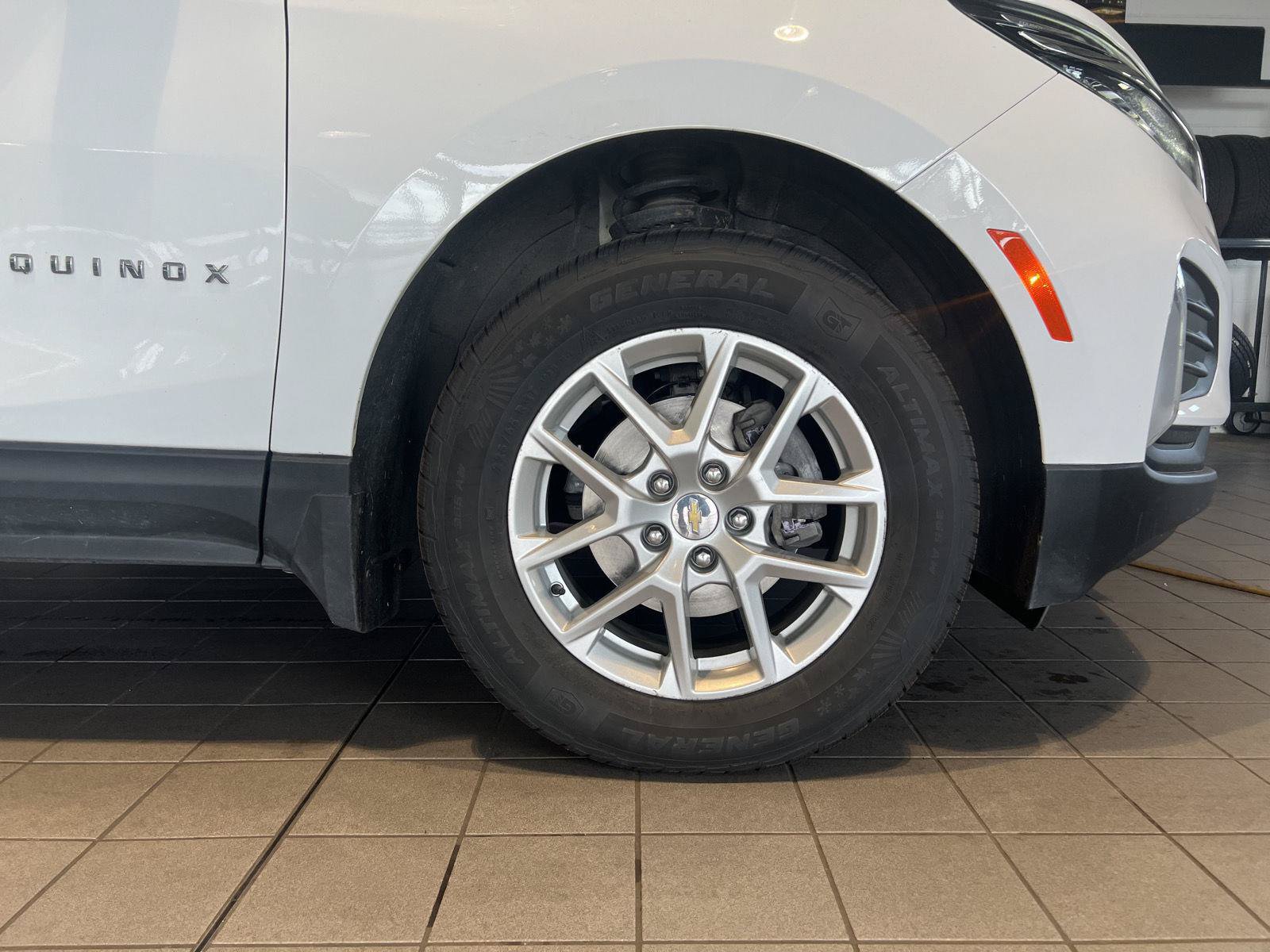Used 2023 Chevrolet Equinox LT w/ LPO, Floor Liner Package AWD/4WD image 13