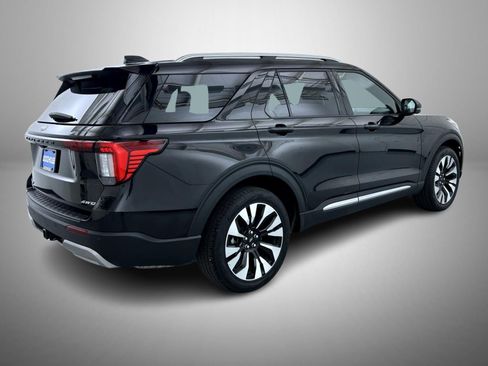Used 2025 Ford Explorer Platinum w/ LUX Leather Package AWD/4WD image 5