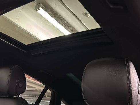 Used 2023 Mercedes-Benz GLC 300 4MATIC Coupe image 27