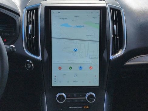 Used 2024 Ford Edge Titanium image 21