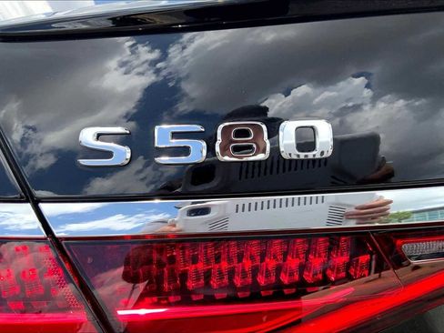 New 2025 Mercedes-Benz S 580 4MATIC Sedan image 7