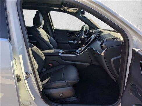 Certified 2026 Mercedes-Benz GLC 300 image 19