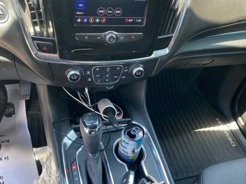 Used 2020 Chevrolet Traverse LS AWD/4WD image 4