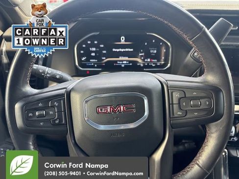 Used 2024 GMC Sierra 2500 AT4X image 12