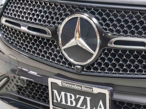 Used 2026 Mercedes-Benz GLC 300 image 13
