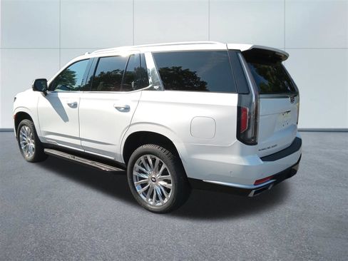 Used 2021 Cadillac Escalade Premium Luxury w/ Driver Assist Tech Package AWD/4WD image 3