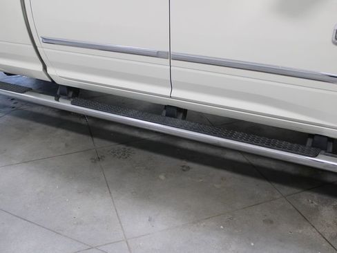 Used 2018 RAM 2500 Longhorn w/ Longhorn Southfork Package image 12