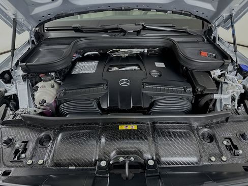New 2026 Mercedes-Benz GLS 580 4MATIC image 34