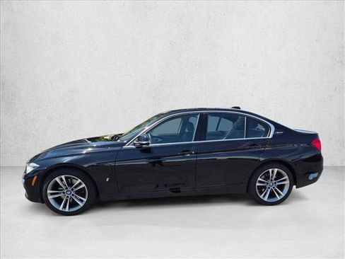 Used 2018 BMW 330e RWD image 8