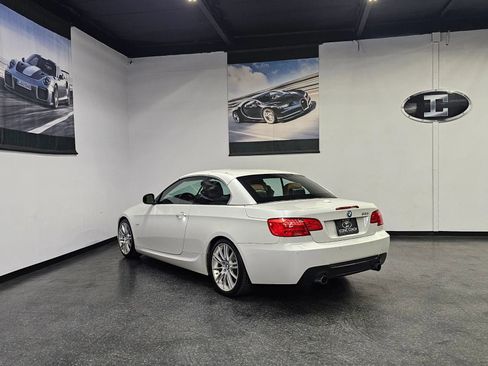Used 2013 BMW 335i 335i Convertible 2D image 24
