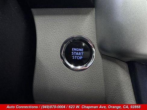 Used 2016 Toyota Highlander XLE FWD image 19