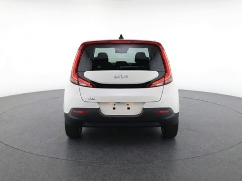 Used 2025 Kia Soul LX w/ LX Technology Package image 7
