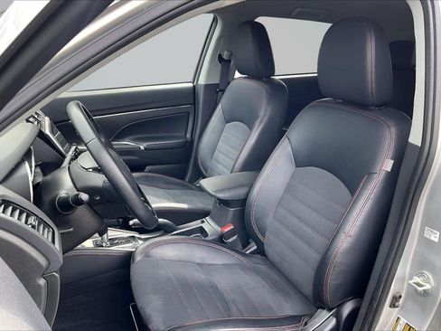 Used 2024 Mitsubishi Outlander Sport SE AWD/4WD image 25