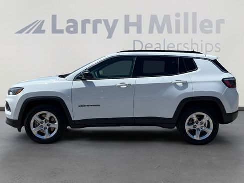 Certified 2023 Jeep Compass Latitude AWD/4WD image 2