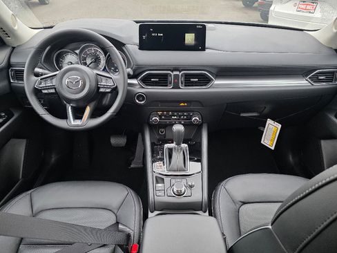 New 2025 MAZDA CX-5 AWD 2.5 S w/ Preferred Package image 2
