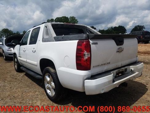 Used 2007 Chevrolet Avalanche LT w/ LT Preferred Equipment Group image 4