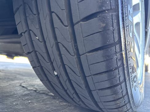 Used 2006 BMW 325i Sedan RWD image 18