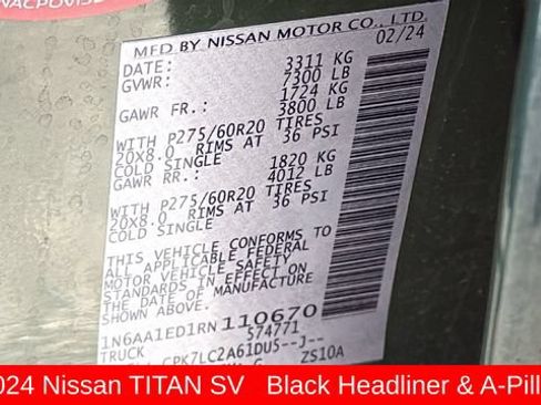 Used 2024 Nissan Titan SV w/ SV Bronze Edition Package AWD/4WD image 30