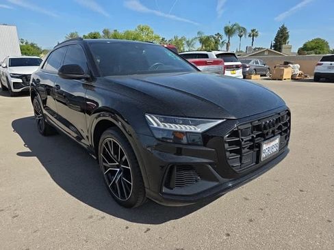 Used 2023 Audi Q8 Premium Plus w/ Premium Plus Package AWD/4WD image 21