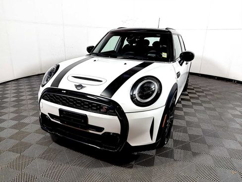 Certified 2023 MINI Cooper S w/ Signature Upholstery Package FWD image 3