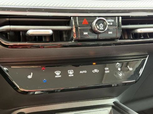 Certified 2025 Nissan Kicks SR w/ SR Premium Package FWD image 6