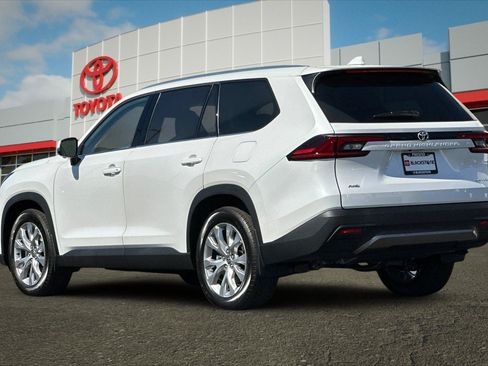 Certified 2026 Toyota Grand Highlander AWD image 5