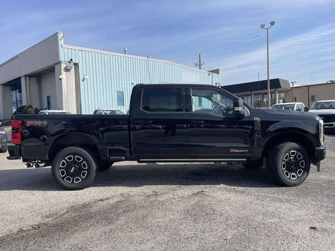 New 2026 Ford F250 Platinum AWD/4WD image 2