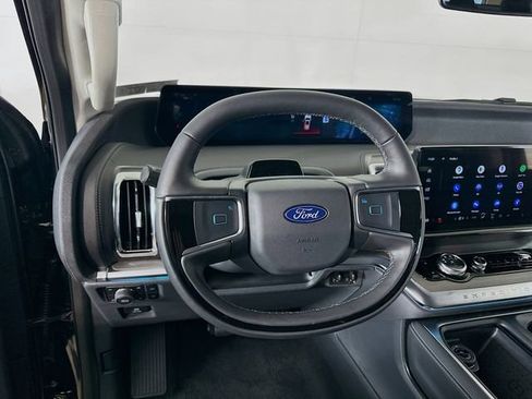 New 2025 Ford Expedition Max Platinum image 12