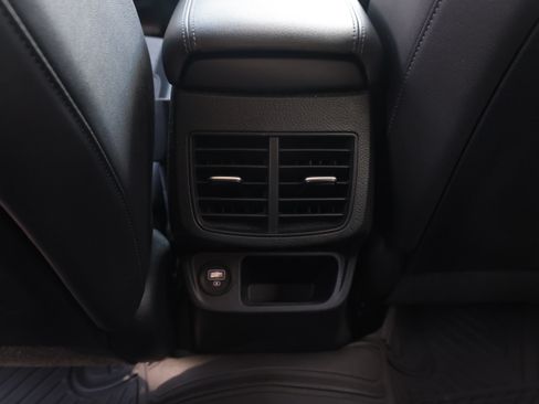Used 2023 Kia Seltos S FWD image 13