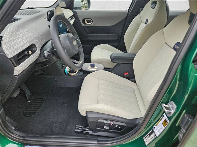 Used 2026 MINI Cooper 4-Door Hardtop FWD image 15