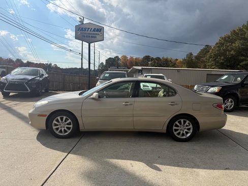 Used 2003 Lexus ES 330 image 4