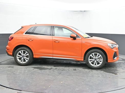 Used 2025 Audi Q3 2.0T Premium image 11