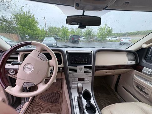 Used 2003 Lincoln Aviator AWD image 12